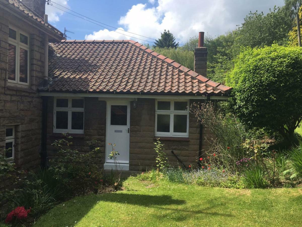 Burnbrae Villa Sleights Exterior photo